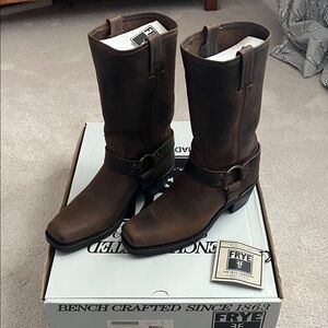 NIB Frye Harness 12R Boots - Tan - Size 9.5